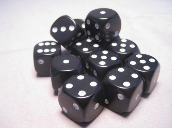 Chessex Black/White Opaque 16mm d6 (12)